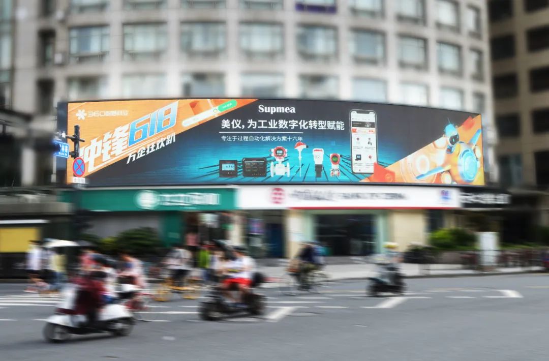 人潮人海中，你會(huì)看到我嗎？